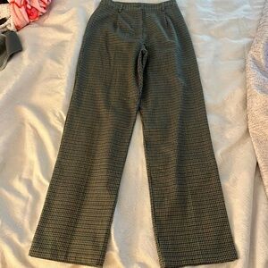 Brandy Melville-John Galt green/khaki trousers